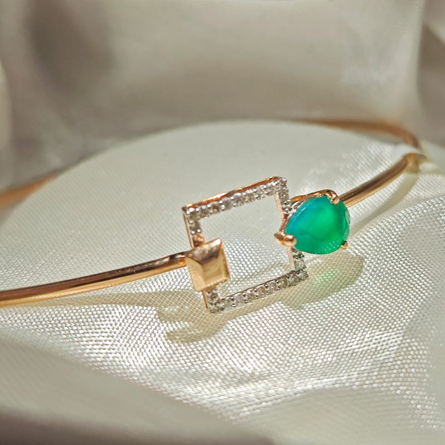 DIAMOND BRACELET