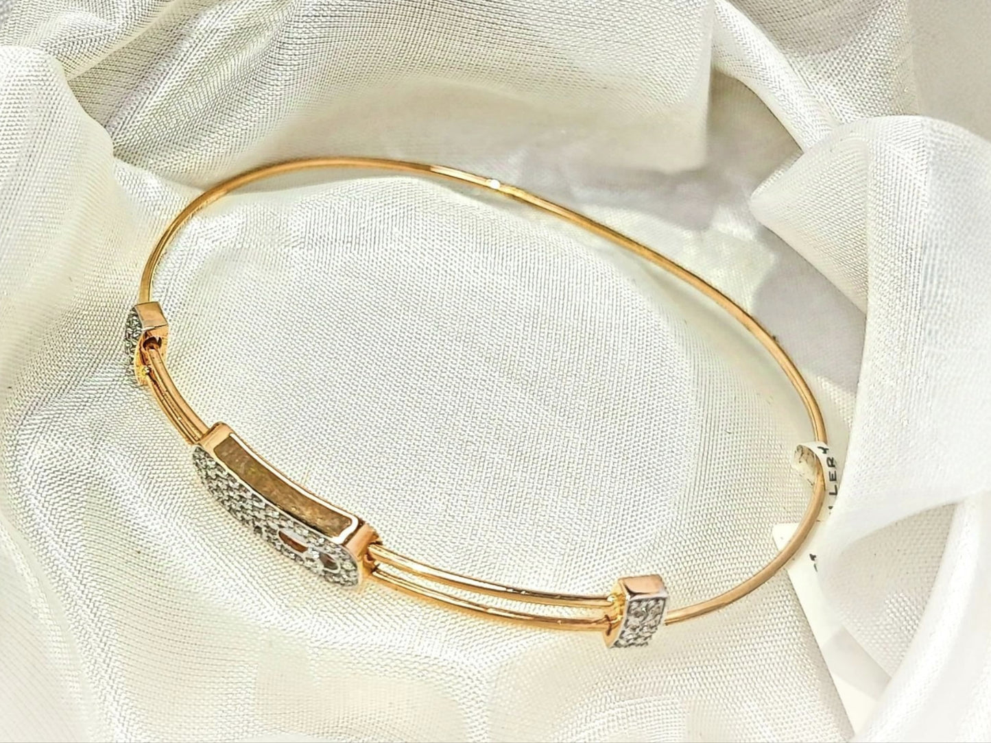 DIAMOND BRACELET